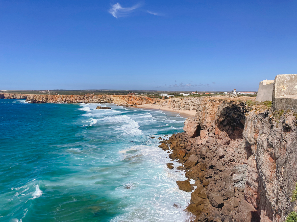 surfing in sagres portugal algarve
