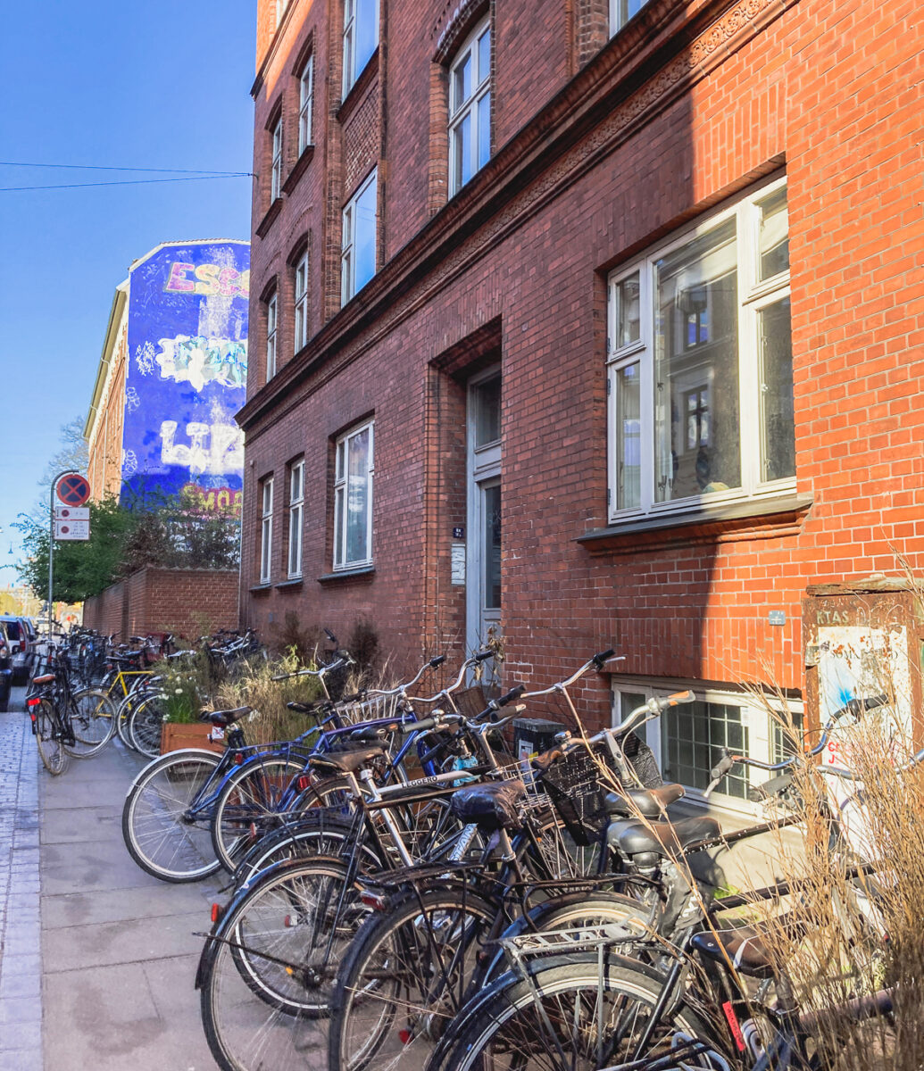 cycling in copenhagen