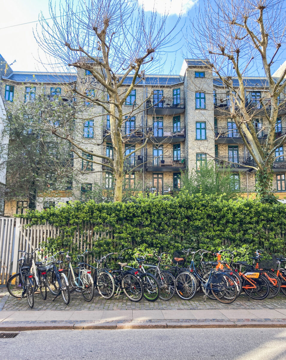 cycling in copenhagen